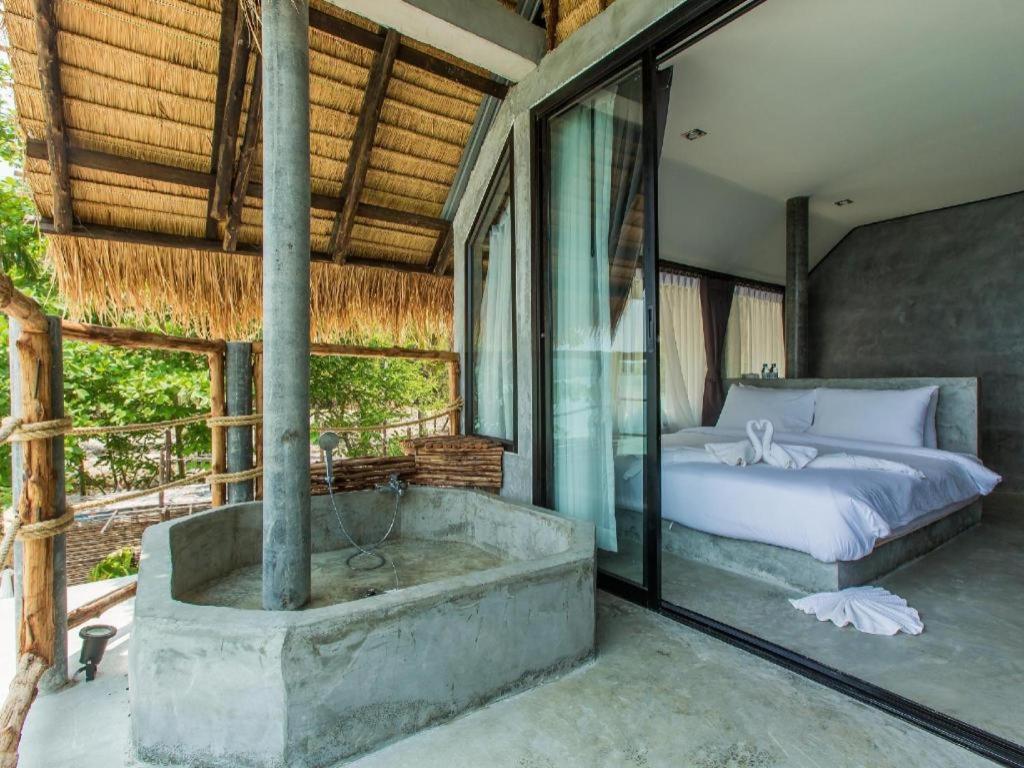 Koh Mook De Tara Beach Resort Exterior photo