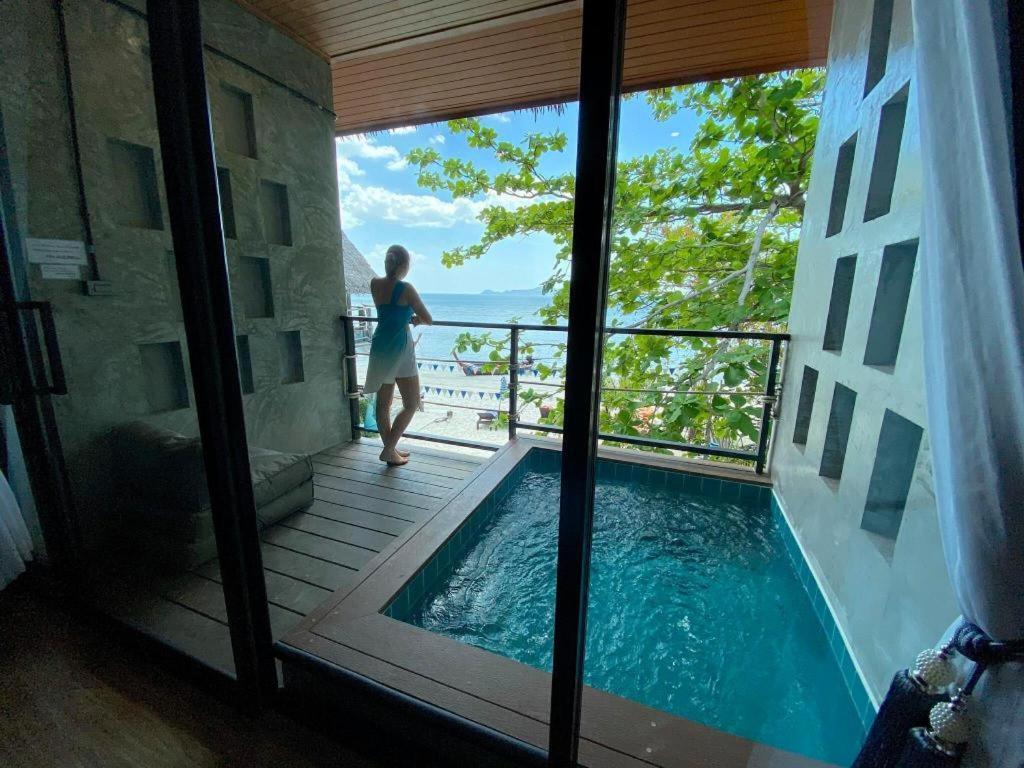 Koh Mook De Tara Beach Resort Exterior photo