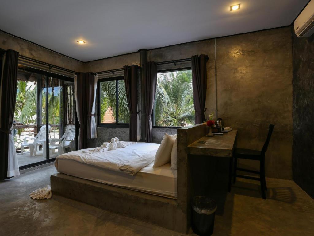 Koh Mook De Tara Beach Resort Exterior photo